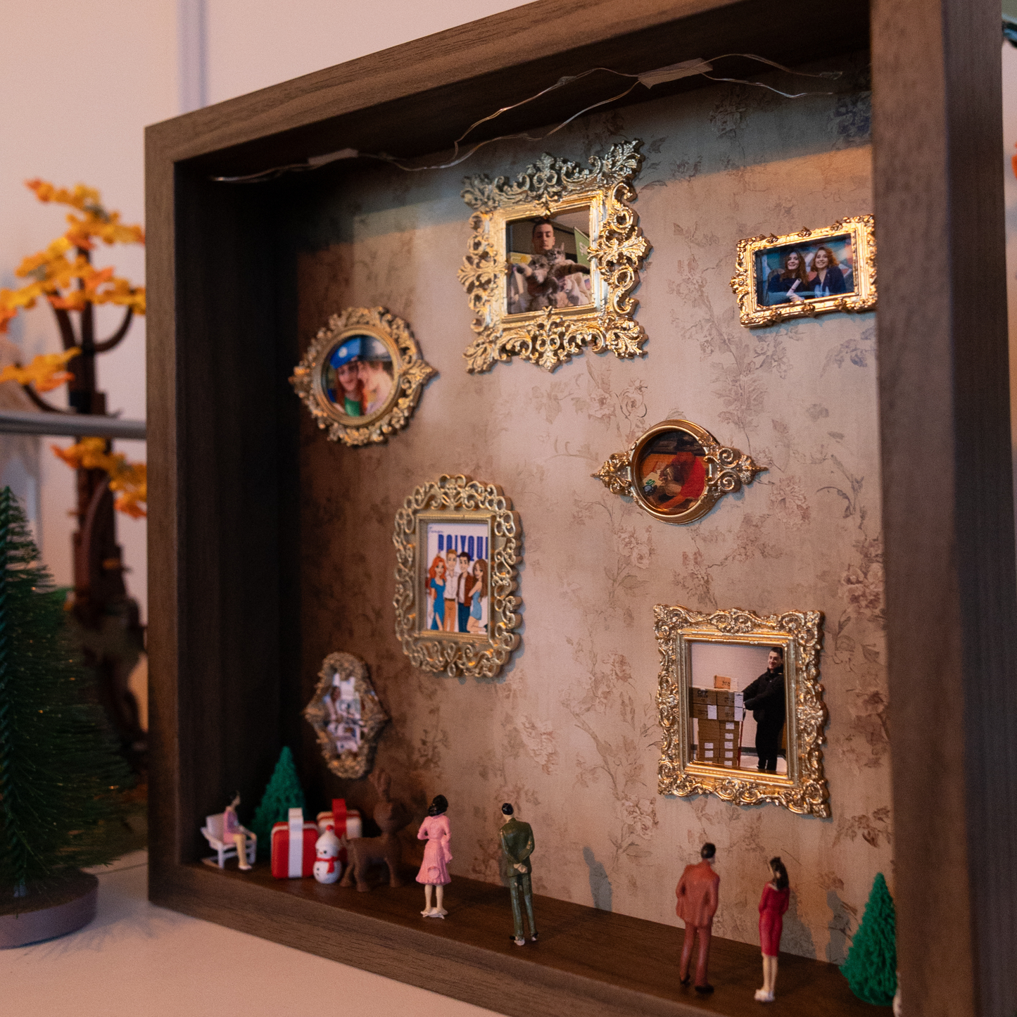 Kişiye Özel Yılbaşı Tablo (Museum of Us) Ikea Çerçeve